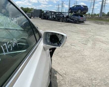 Белый Бьюик Энклейв, объемом двигателя 3.6 л и пробегом 193 тыс. км за 13957 $, фото 3 на Automoto.ua