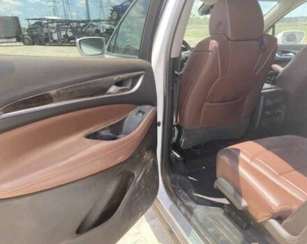 Белый Бьюик Энклейв, объемом двигателя 3.6 л и пробегом 193 тыс. км за 13957 $, фото 9 на Automoto.ua