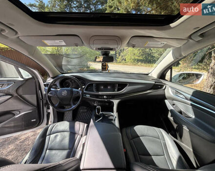 Белый Бьюик Энклейв, объемом двигателя 3.6 л и пробегом 183 тыс. км за 24900 $, фото 21 на Automoto.ua