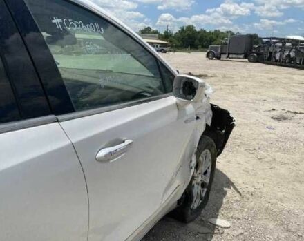 Белый Бьюик Энклейв, объемом двигателя 3.6 л и пробегом 193 тыс. км за 13957 $, фото 4 на Automoto.ua