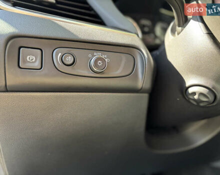 Белый Бьюик Энклейв, объемом двигателя 3.6 л и пробегом 183 тыс. км за 24900 $, фото 11 на Automoto.ua