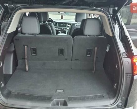 Черный Бьюик Энклейв, объемом двигателя 3.56 л и пробегом 177 тыс. км за 23000 $, фото 25 на Automoto.ua