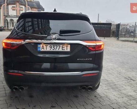 Черный Бьюик Энклейв, объемом двигателя 3.56 л и пробегом 177 тыс. км за 23000 $, фото 7 на Automoto.ua