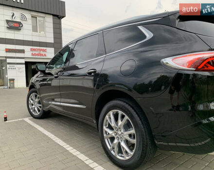 Черный Бьюик Энклейв, объемом двигателя 3.56 л и пробегом 17 тыс. км за 36800 $, фото 3 на Automoto.ua