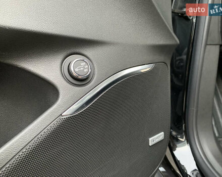 Черный Бьюик Энклейв, объемом двигателя 3.56 л и пробегом 17 тыс. км за 36800 $, фото 22 на Automoto.ua