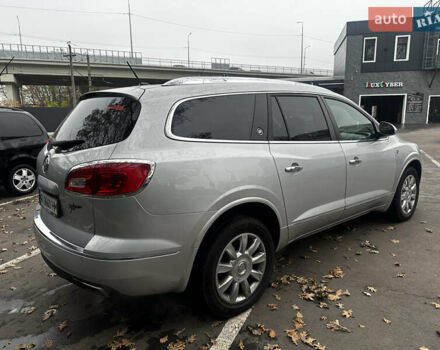 Серый Бьюик Энклейв, объемом двигателя 3.56 л и пробегом 263 тыс. км за 12499 $, фото 7 на Automoto.ua