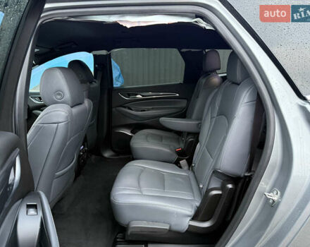 Серый Бьюик Энклейв, объемом двигателя 3.6 л и пробегом 42 тыс. км за 21700 $, фото 23 на Automoto.ua