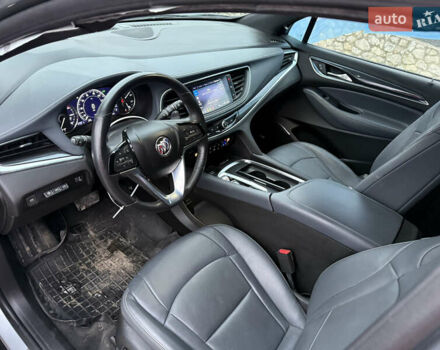 Серый Бьюик Энклейв, объемом двигателя 3.6 л и пробегом 42 тыс. км за 21700 $, фото 25 на Automoto.ua