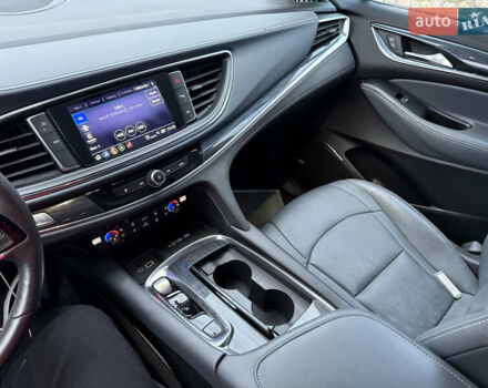 Серый Бьюик Энклейв, объемом двигателя 3.6 л и пробегом 42 тыс. км за 21700 $, фото 26 на Automoto.ua