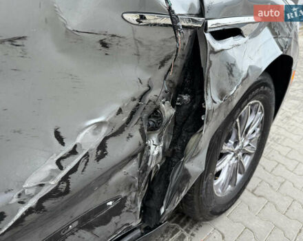 Серый Бьюик Энклейв, объемом двигателя 3.6 л и пробегом 42 тыс. км за 21700 $, фото 13 на Automoto.ua