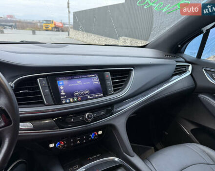 Серый Бьюик Энклейв, объемом двигателя 3.6 л и пробегом 42 тыс. км за 21700 $, фото 27 на Automoto.ua