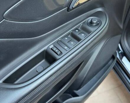 Черный Бьюик Энкоре, объемом двигателя 1.4 л и пробегом 30 тыс. км за 12000 $, фото 1 на Automoto.ua