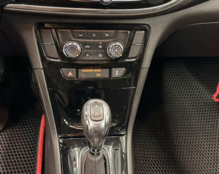 Красный Бьюик Энкоре, объемом двигателя 1.36 л и пробегом 56 тыс. км за 13200 $, фото 19 на Automoto.ua