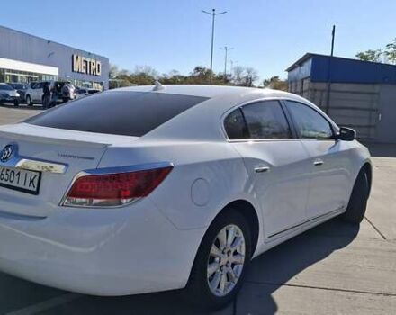 Білий Бьюік LaCrosse, об'ємом двигуна 2.38 л та пробігом 159 тис. км за 11500 $, фото 6 на Automoto.ua