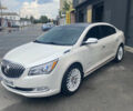 Білий Бьюік LaCrosse, об'ємом двигуна 2.4 л та пробігом 108 тис. км за 10500 $, фото 1 на Automoto.ua