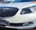 Белый Бьюик ЛаКросс, объемом двигателя 2.38 л и пробегом 39 тыс. км за 14900 $, фото 1 на Automoto.ua