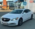 Белый Бьюик ЛаКросс, объемом двигателя 3.6 л и пробегом 150 тыс. км за 12690 $, фото 1 на Automoto.ua