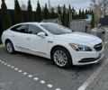 Білий Бьюік LaCrosse, об'ємом двигуна 2.5 л та пробігом 110 тис. км за 16000 $, фото 1 на Automoto.ua