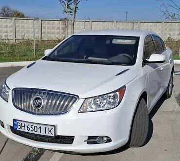 Білий Бьюік LaCrosse, об'ємом двигуна 2.38 л та пробігом 159 тис. км за 11500 $, фото 1 на Automoto.ua