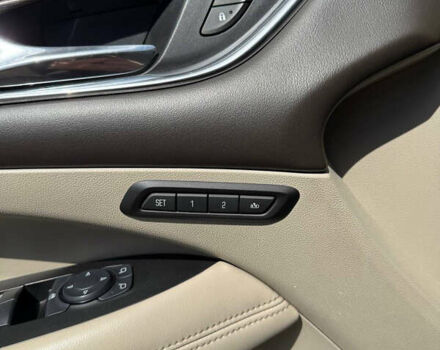 Красный Бьюик ЛаКросс, объемом двигателя 3.56 л и пробегом 132 тыс. км за 16499 $, фото 14 на Automoto.ua