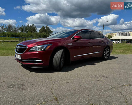 Красный Бьюик ЛаКросс, объемом двигателя 3.56 л и пробегом 132 тыс. км за 16499 $, фото 1 на Automoto.ua