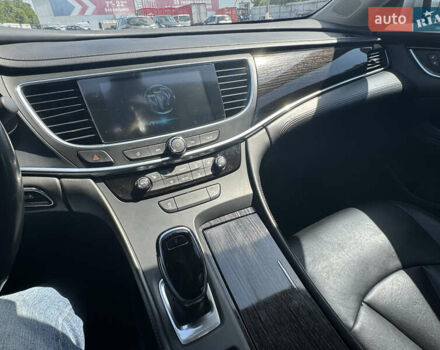 Серый Бьюик ЛаКросс, объемом двигателя 3.56 л и пробегом 92 тыс. км за 16000 $, фото 22 на Automoto.ua