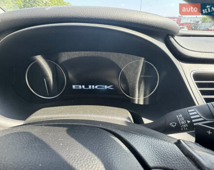 Серый Бьюик ЛаКросс, объемом двигателя 3.56 л и пробегом 92 тыс. км за 16000 $, фото 21 на Automoto.ua