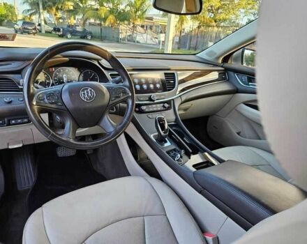 Бьюик ЛаКросс 2017 в Львове на Automoto.ua Серый Бьюик ЛаКросс, объемом двигателя 3.6 л и пробегом 65 тыс. км за 4300 $, фото 9 на Automoto.ua