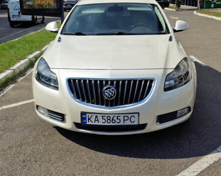 Белый Бьюик Регал, объемом двигателя 2 л и пробегом 165 тыс. км за 7999 $, фото 2 на Automoto.ua