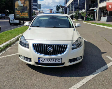 Белый Бьюик Регал, объемом двигателя 2 л и пробегом 165 тыс. км за 7999 $, фото 10 на Automoto.ua