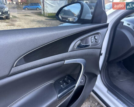 Білий Бьюік Regal, об'ємом двигуна 2 л та пробігом 149 тис. км за 7900 $, фото 16 на Automoto.ua