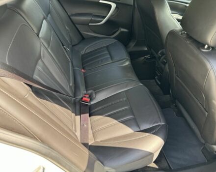 Белый Бьюик Регал, объемом двигателя 2 л и пробегом 115 тыс. км за 7700 $, фото 19 на Automoto.ua