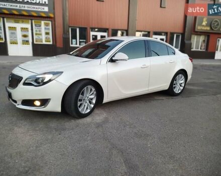 Білий Бьюік Regal, об'ємом двигуна 2 л та пробігом 109 тис. км за 11000 $, фото 10 на Automoto.ua