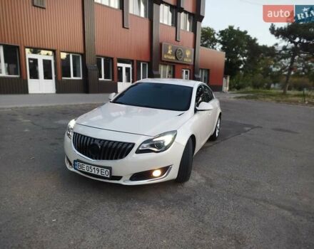 Білий Бьюік Regal, об'ємом двигуна 2 л та пробігом 109 тис. км за 11000 $, фото 11 на Automoto.ua