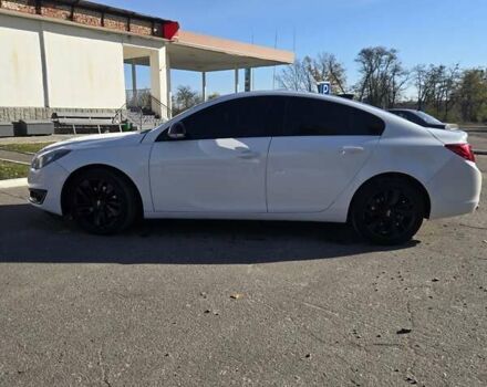 Білий Бьюік Regal, об'ємом двигуна 2 л та пробігом 223 тис. км за 9000 $, фото 7 на Automoto.ua