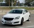 Белый Бьюик Регал, объемом двигателя 2 л и пробегом 130 тыс. км за 9700 $, фото 1 на Automoto.ua