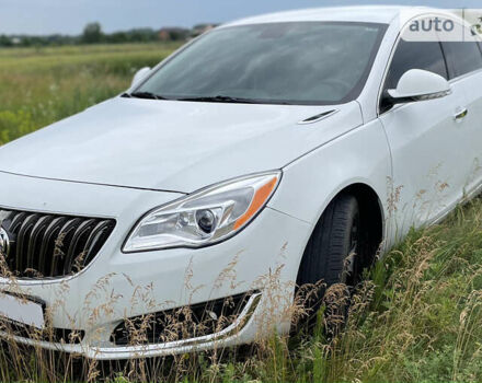 Белый Бьюик Регал, объемом двигателя 2 л и пробегом 136 тыс. км за 11000 $, фото 8 на Automoto.ua