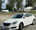 Белый Бьюик Регал, объемом двигателя 2 л и пробегом 130 тыс. км за 9700 $, фото 2 на Automoto.ua