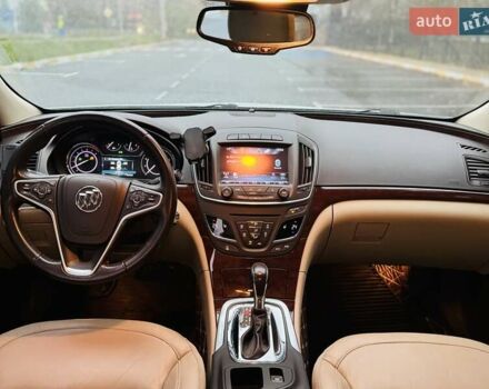 Білий Бьюік Regal, об'ємом двигуна 2 л та пробігом 148 тис. км за 7600 $, фото 7 на Automoto.ua