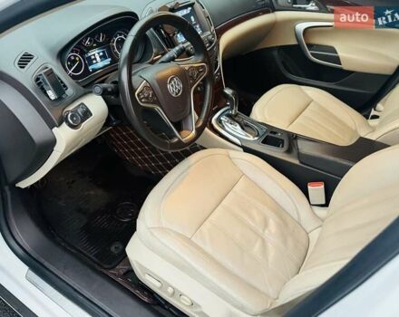Білий Бьюік Regal, об'ємом двигуна 2 л та пробігом 148 тис. км за 7600 $, фото 8 на Automoto.ua