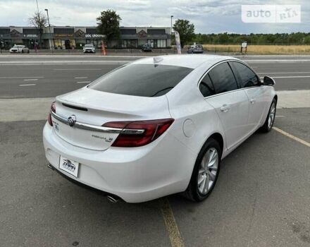 Белый Бьюик Регал, объемом двигателя 2 л и пробегом 66 тыс. км за 2000 $, фото 5 на Automoto.ua