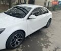 Белый Бьюик Регал, объемом двигателя 2 л и пробегом 110 тыс. км за 10900 $, фото 2 на Automoto.ua