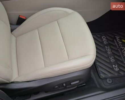 Белый Бьюик Регал, объемом двигателя 2 л и пробегом 142 тыс. км за 16999 $, фото 41 на Automoto.ua