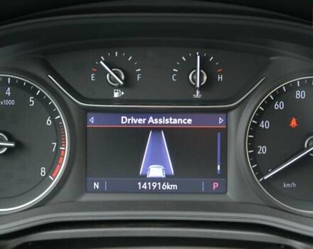 Белый Бьюик Регал, объемом двигателя 2 л и пробегом 142 тыс. км за 16999 $, фото 18 на Automoto.ua