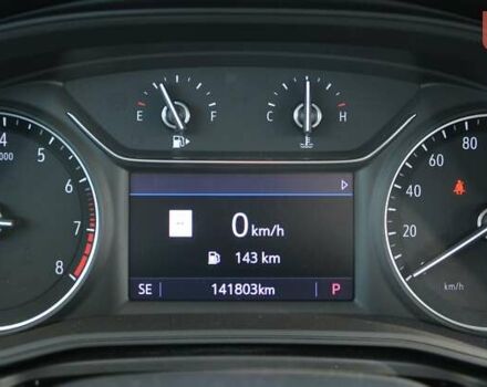 Белый Бьюик Регал, объемом двигателя 2 л и пробегом 142 тыс. км за 16999 $, фото 19 на Automoto.ua