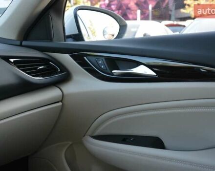 Белый Бьюик Регал, объемом двигателя 2 л и пробегом 142 тыс. км за 16999 $, фото 37 на Automoto.ua