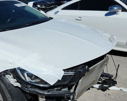 Білий Бьюік Regal, об'ємом двигуна 2 л та пробігом 139 тис. км за 7500 $, фото 5 на Automoto.ua