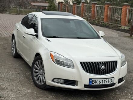 Бьюік Regal 2013 у Рівному на Automoto.ua Білий Бьюік Regal, об'ємом двигуна 2 л та пробігом 115 тис. км за 7700 $, фото 1 на Automoto.ua