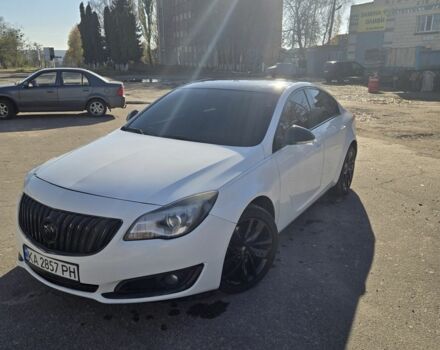 Білий Бьюік Regal, об'ємом двигуна 2 л та пробігом 223 тис. км за 9000 $, фото 1 на Automoto.ua