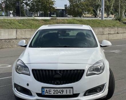 Білий Бьюік Regal, об'ємом двигуна 2 л та пробігом 130 тис. км за 9700 $, фото 1 на Automoto.ua